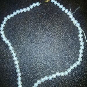 Akoya Japanese pearls vintage beautiful luster 10k